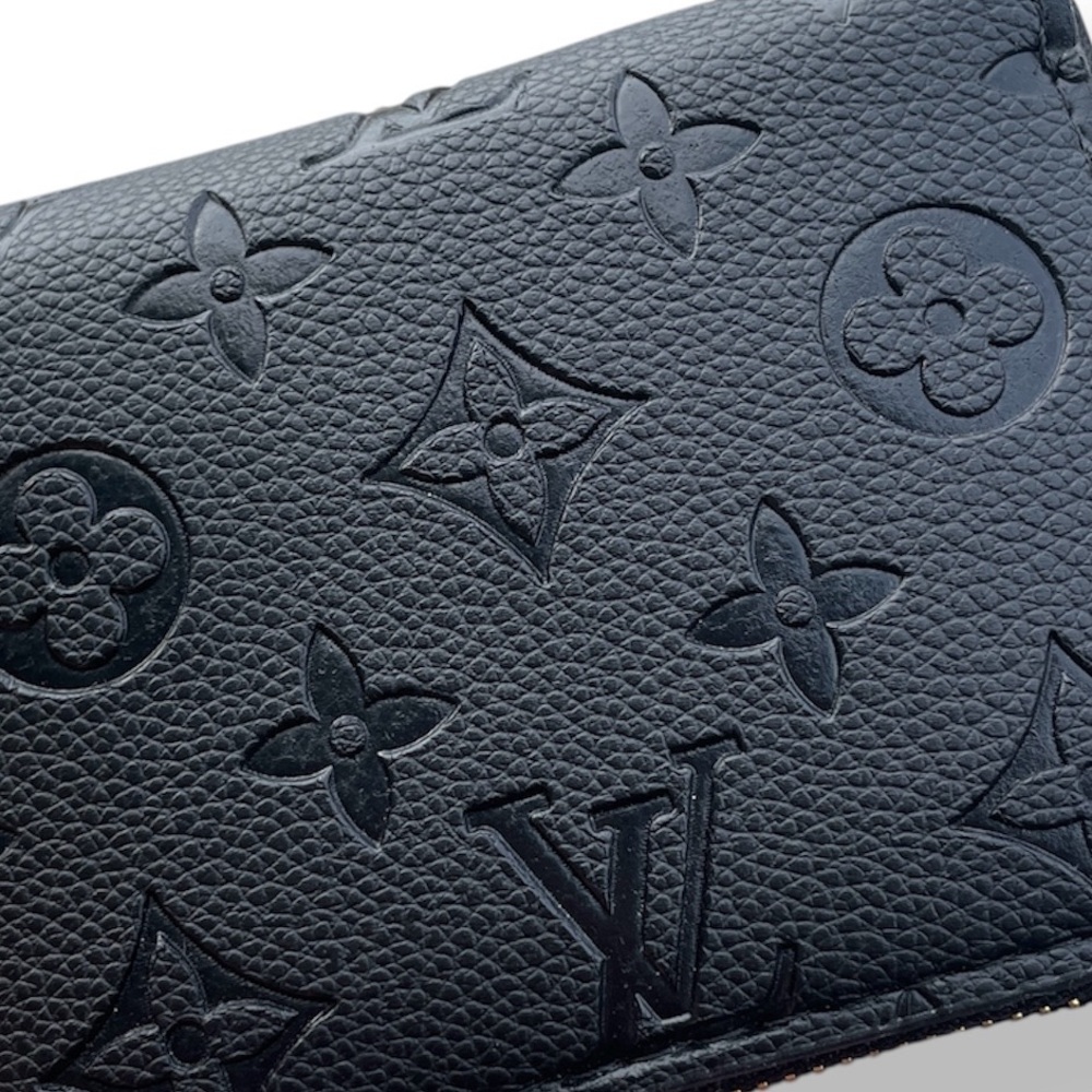 Black embossed LV wallet zip around with card slots - Picture 4 of 12
